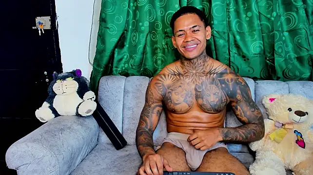 XXX chat uživo modela Jared_Kushhs