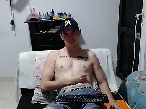 Zac_EfrontのライブXXXチャット
