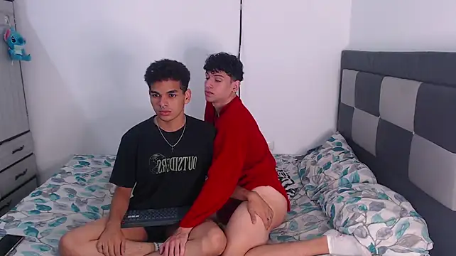 apoloandhansel's Live XXX Chat