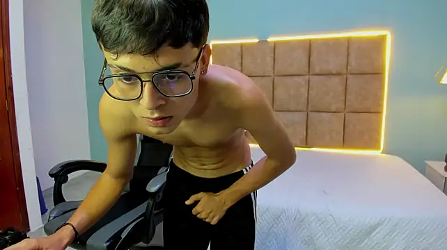 XXX chat uživo modela Zayn_carter