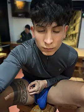 _Tomy08calderonn Live XXX chat