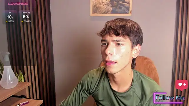 jacob_colliins élő XXX-chatje