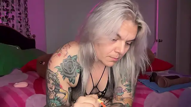 CherryBombBomb: απευθείας συνομιλία ΧΧΧ