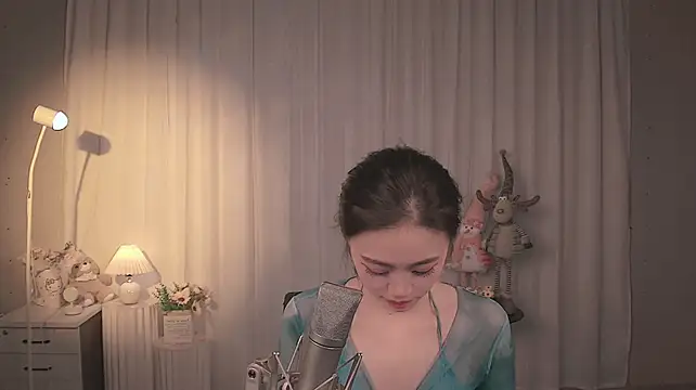CG-001 live XXX chat