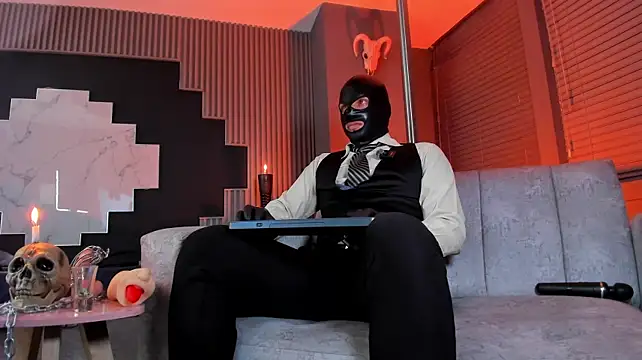 Živý XXX chat Master_Connor_BDSM