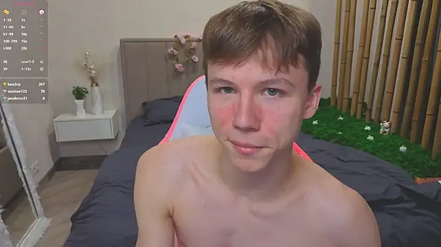 cuMte_boy Chat XXX in diretta
