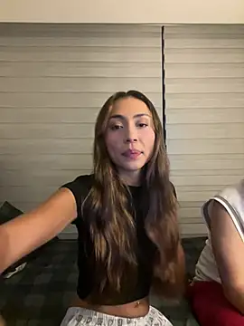 Chat +18 de Bella_dannbond ao vivo