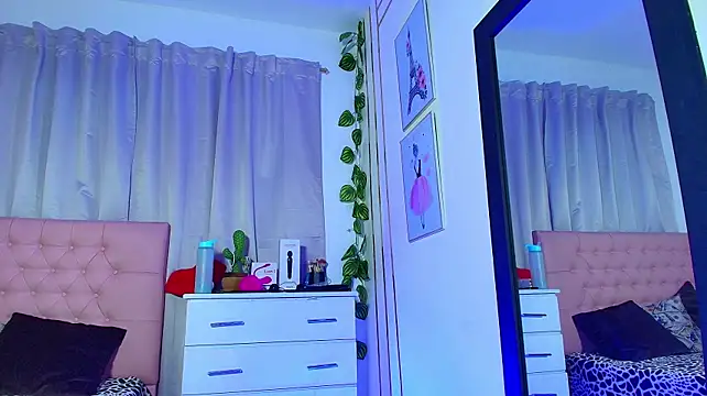 Chat XXX en directo de Lulu_swarts