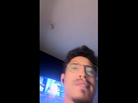 دردشة EduXavier26 الجنسية المباشرة