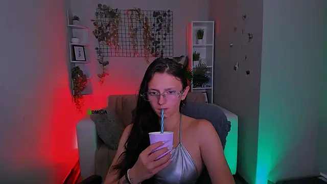 Онлайн чат XXX caroline_honeyy