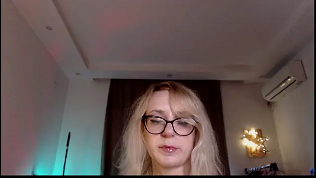 welliza's Live XXX Chat