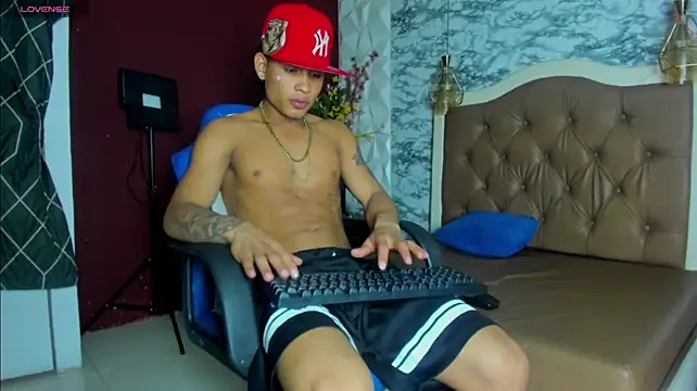 Damian-Lux Live XXX Chat