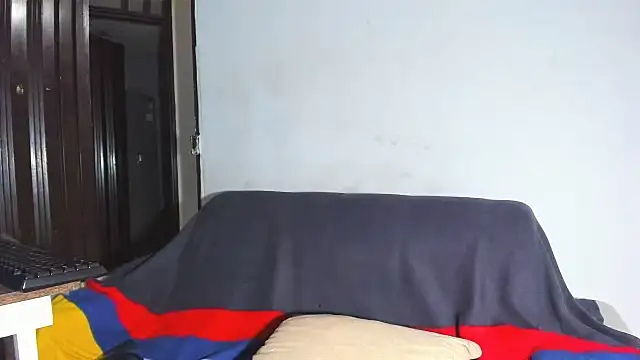 Freedom_24 élő XXX-chatje