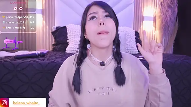 Helena_Whaite XXX чат на живо