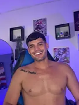 Chatroom XXX en direct de santiago_santii