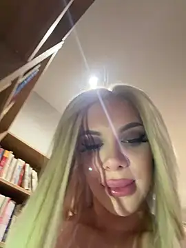 AlyssaFoxx_ Live XXX Chat