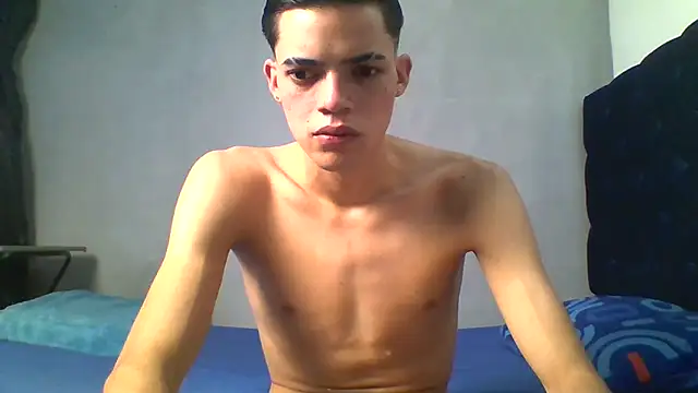 Latinos_2001 Live XXX-chat