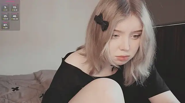 yumi_charm Chat XXX in diretta
