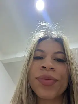 Mia_Rosee1's Live XXX Chat