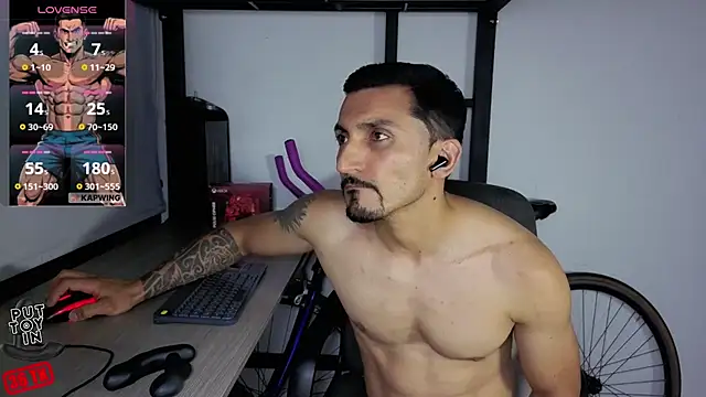 XXX chat uživo modela Marck_Muscle