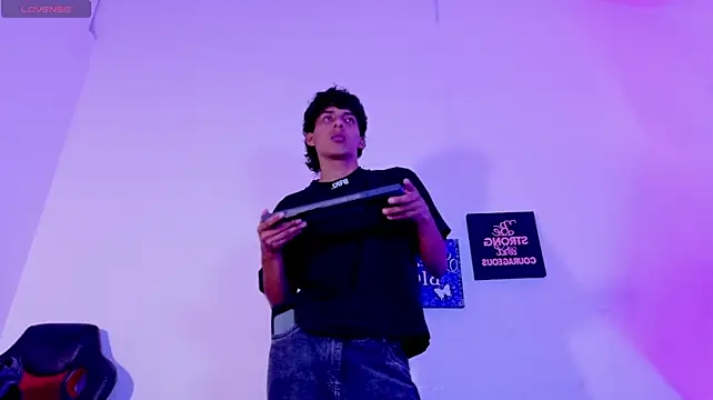 Chat +18 de Osuke_noir ao vivo