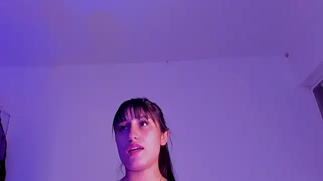 Princesstiny 现场XXX聊天