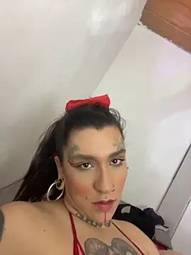 XXX chat uživo modela miaink1111
