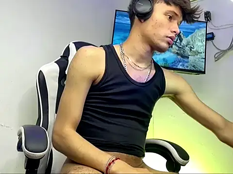AlexxxGodn Live XXX chat