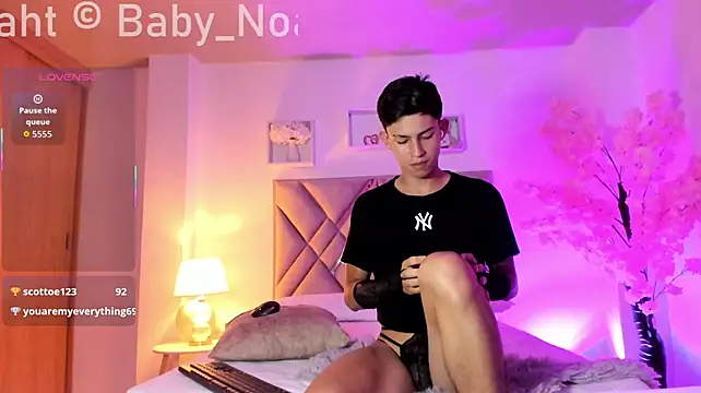 Baby_noahtt: απευθείας συνομιλία ΧΧΧ