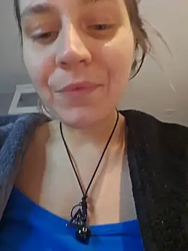 ScarletsWeb élő XXX-chatje