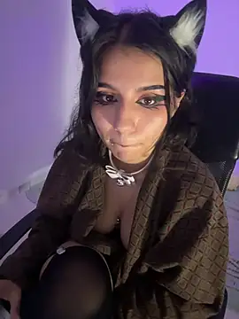 HollyPeachh – Live XXX-chat