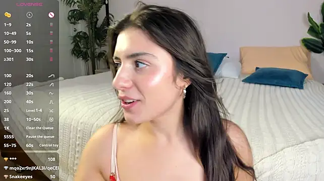 Chat +18 de avayuzu ao vivo