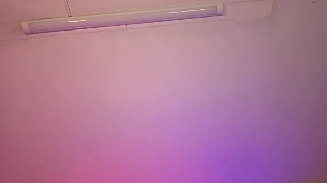 Czat XXX na żywo – mia_adams_bm