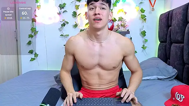 دردشة Luke_Muscle الجنسية المباشرة