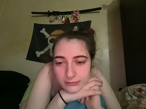Chat +18 de Snowbunnycake_131 ao vivo