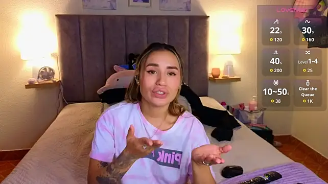 XXX chat uživo modela Victoria_Hils