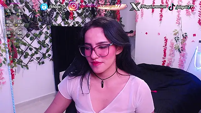 Chat +18 de khloe_srr ao vivo