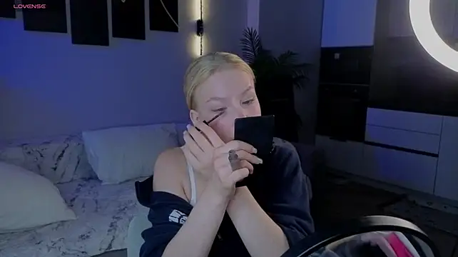 emilyshepar_dn Live XXX chat