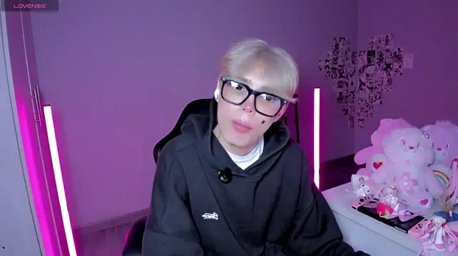 Sakura_Kitty_'s Live XXX Chat