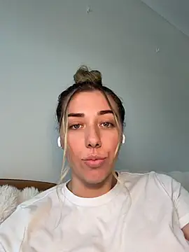 Aussielulu's Live XXX Chat