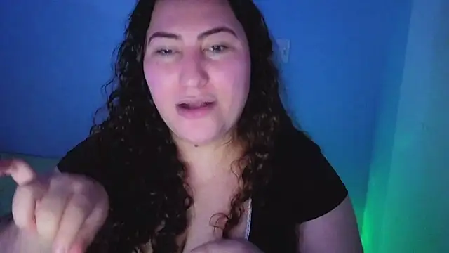 Živý XXX chat JANNAH_MARTINEZ