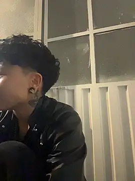Chat XXX Live ian_mathias_