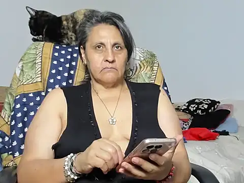 Merlyna_time élő XXX-chatje