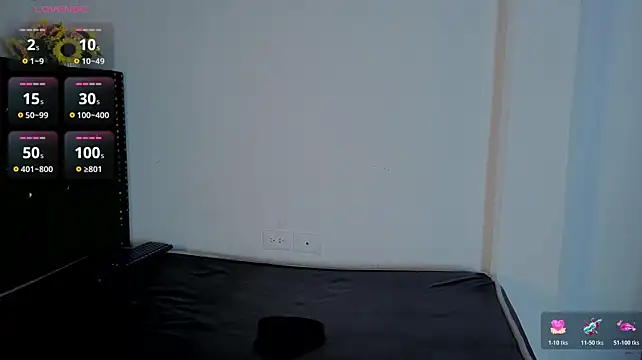 Онлайн чат XXX Adriann_voss