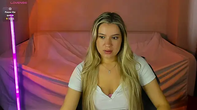 Sembang XXX Secara Langsung Shakira_Lux