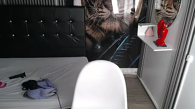 Cerecitaa02_'s Live XXX Chat