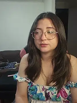 valentinauwu লাইভ XXX চ্যাট