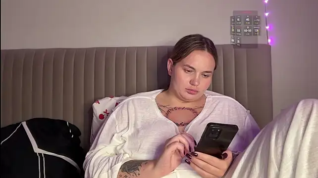 Nata102 Chat XXX in diretta