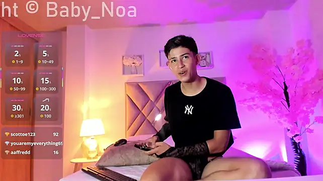Baby_noahtt's Live XXX Chat