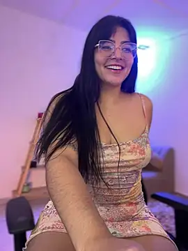 Lia_flowers' Live Chat Room